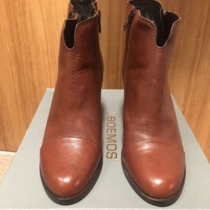 Boemos Italian Leather Bootie size 39/US9